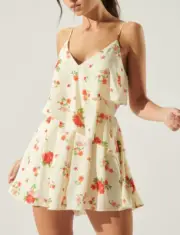 Tuberose Cece Romper By Sugar lips Medium NWT