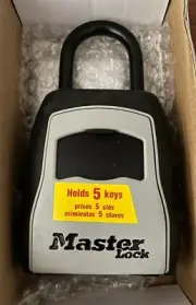 Master Lock 5400EC Combination Portable Lock NIB