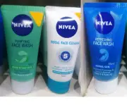 Nivea Refreshing,Purifying Total Face Cleanup Face Wash For Women | 55 ML