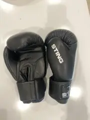 Armalite Boxing Gloves - Black/White