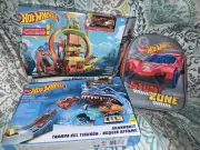 Hot wheels brand bundle track and backpack
