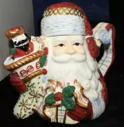 Avon Gift Collection St. Nicholas Teapot, New in Box