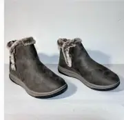 Cloudsteppers By Clarks Women's Green Breeze Fur Cozy Booties Boots Size 9