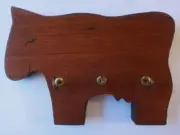 Key Holder, Farmhouse Style entryway wall hooks Rustic Cow Shaped Key Holder