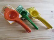 Supreme Squeezer Lot Cast Aluminum Premium Orange Lemon Lime Hand Juicer