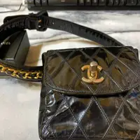 在飛比找PopChill優惠-[二手] Chanel vintage香奈兒復古經典金黃色書