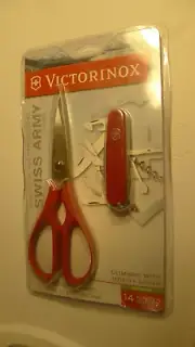 NEW victorinox Swiss Army Knife outdoor climber w/ utility shear 14 multi-tool