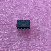LM311J-8 - MOTOROLA - Voltage Comparator