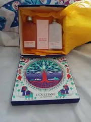 L'Occitane Fleur Cherry Blossom Shimmering Lotion Shower Gel Cream Gift Set