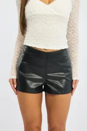 Black Low Rise Short Side Zipper Faux Leather - Size 16XL, Women's Shorts