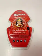 NEW MIMOMICRO Wonder Woman DC UNIVERSE MicroSD USB Card Reader Keychain