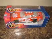 1999 Winner's Circle 1:24 Tony Stewart Home Depot #20 Monte Carlo Husky Ridgid