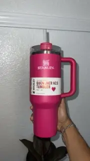 Stanley Valentines Day 40 Oz Flowstate Quencher Tumbler H2.0 Cosmic Pink Target