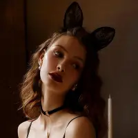 在飛比找Yahoo!奇摩拍賣優惠-可愛兔耳朵性感情趣套裝發箍黑色白色蕾絲小貓咪發箍角色扮演