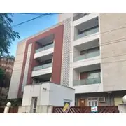 Cheerful, Spacious Private Apt In Location