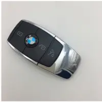 在飛比找蝦皮購物優惠-新款 賓士.BMW 汽車鑰匙造型隨身碟