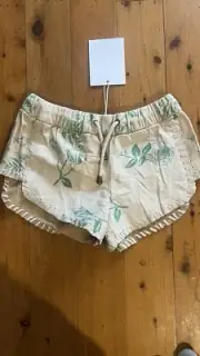 One Teaspoon Floral Leather Shorts Size xxs NWT RRP $229