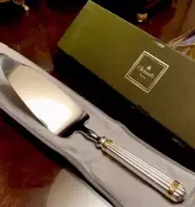 New, Never Used CHRISTOFLE ARIA GOLD Silverplate Cake/Pie Server-Box Felt Sleeve