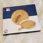 Giants cheese board W/knife 7.5 In board
