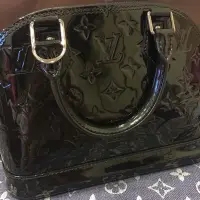 在飛比找蝦皮購物優惠-（售出）✨Louis Vuitton LV Alma BB黑