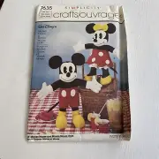 SIMPLICITY CRAFT SEWING PATTERN #7635 WALT DISNEY Mickey & Minnie Mouse 18"