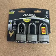 Master Lock 1SSTRILFH Stainless Steel 4-Pin Cylinder Padlock 1-3/4 in. with Keys