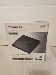 Pioneer BDR-XD08B Portable USB 3.2 Gen 1 Clamshell Optical Drive (Misty Black)