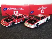 NASCAR 1986 Darrell Waltrip & Neil Bonnett Budweiser 1:24 Monte Carlo Aerocoupes