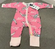 Bonds BNWT Disney Pink Tinkerbell Zippy Size 0000 (Newborn)