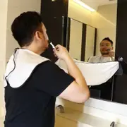 Creative Man Hair Beard Shaving Catcher Apron White Styling Capes & Gowns
