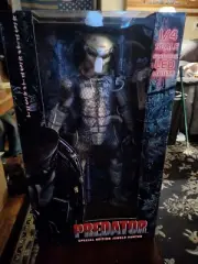 NECA Predator Jungle Hunter 19 inch Action Figure New In Box