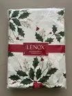 LENOX SCATTERED HOLLY 60 IN X 84 IN RECTANGLE TABLECLOTH NEW