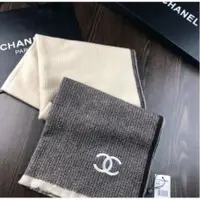 在飛比找蝦皮購物優惠-二手正品 CHANEL 香奈兒 漸變色 圍巾