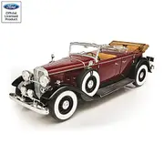 1:18-Scale 1932 Ford Lincoln KB Diecast Car