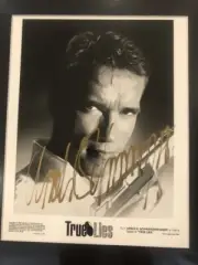 Arnold Schwarzenegger signed 8 x 10 UACC True Lies