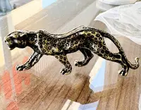 在飛比找Yahoo!奇摩拍賣優惠-黃銅金錢豹 銅雕 銅飾 龍年賺到豹