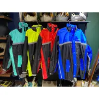 在飛比找蝦皮購物優惠-Astone 兩件式雨衣（含鞋套）共4色 5個尺寸 各有現貨