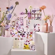 CIRCA Honeysuckle & Frangipani Candle 60ml