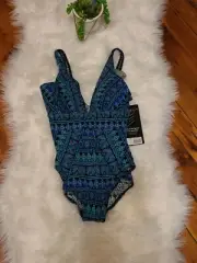 NWT Miraclesuit Gypsy Odyssey Wireless One Piece Swimsuit Green Size 12
