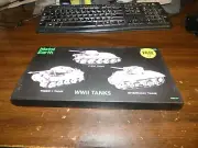 Metal Earth: WWII Tanks: Tiger I / T-34 / Sherman