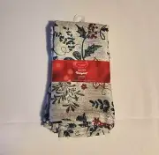 St Nicholas Square Set of 4 Napkins Woodland Toile Poinsettia Berries