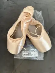 New! Bloch #S0105L Aspiration Pointe Shoes Size 5.5 C
