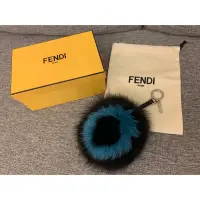 在飛比找蝦皮購物優惠-Fendi 字母 毛球 吊飾