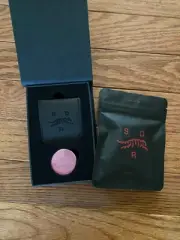 **** TIGER WOODS BALL MARKER SERIES II ( PINK ) LIMITED EDITION HALF MOON W/TEES