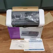 Soundesign ~ Vintage AM/FM Alarm Clock Radio & Cassette Player 3845 NEW IN BOX