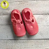 在飛比找momo購物網優惠-【Lassig】嬰幼童透氣快乾輕量沙灘涼鞋-珊瑚糖