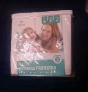New Vekkia classic mattress protector White Queen Bed Sheet Incontinence Care