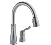 Delta Leland Pull-Down Sprayer Kitchen Faucet in Arctic Stainless MagnaTite Dock