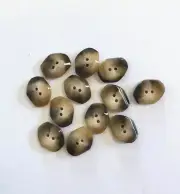 24 Buttons Swirl Cream Brown Plastic Irregular 2-Hole Sew Sewing 28 mm #BR100