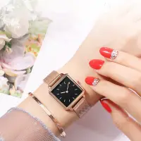 在飛比找蝦皮購物優惠-韓國時尚女錶 休閒潮流腕錶 金屬鏈帶方塊手錶 不鏽鋼手錶 精